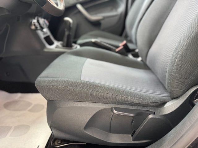 FORD Fiesta 1.4 TDCi 70CV 5 porte Titanium