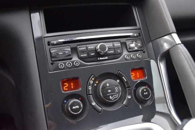 PEUGEOT 3008 BlueHDi 120 EAT6 S&S Business *Navigatore*