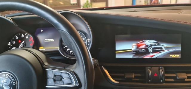 Alfa Romeo Giulia Giulia Quadrifoglio 510cv CCM-HARMAN-AKAPOVICK