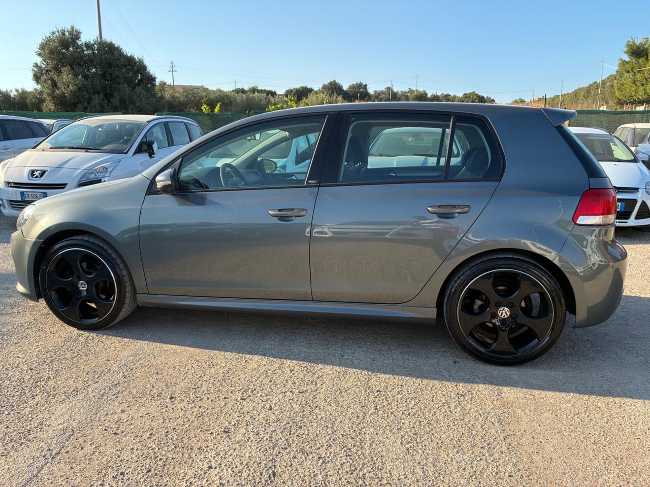 Volkswagen Golf 1.6 TDI DPF 3p. Highline