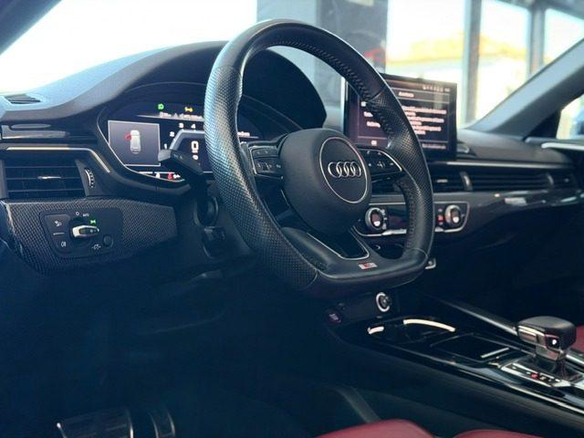 AUDI S4 Avant TDI 347cv Black Edition sport attitude