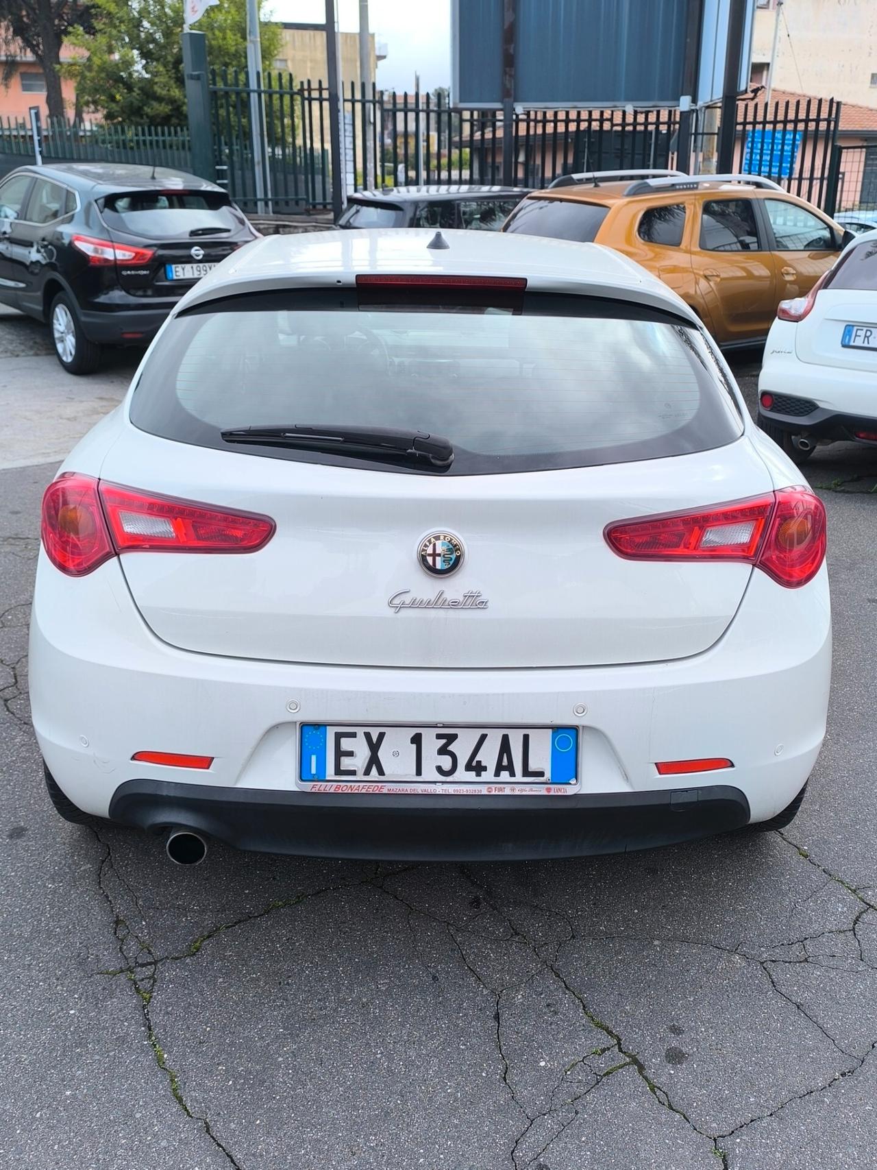 Alfa Romeo Giulietta 1.6 JTDm-2 105 CV Exclusive