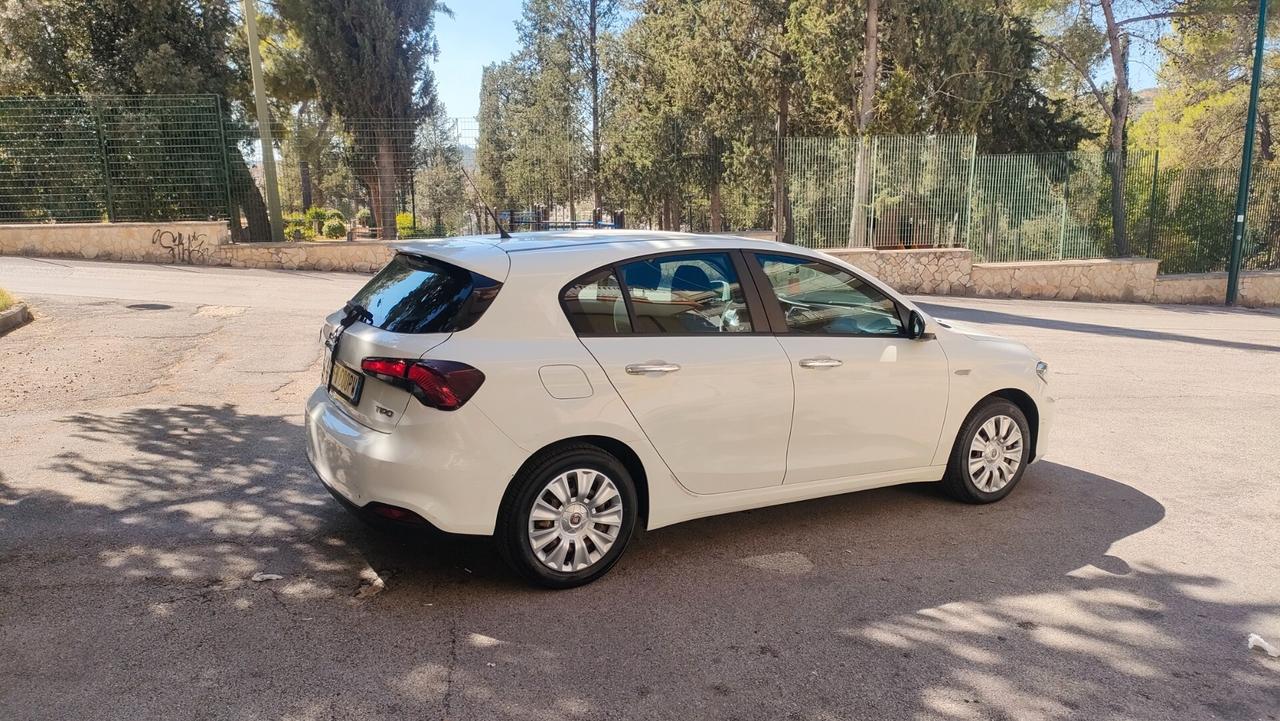 Fiat Tipo 1.3 Mjt S&S 5 porte Easy