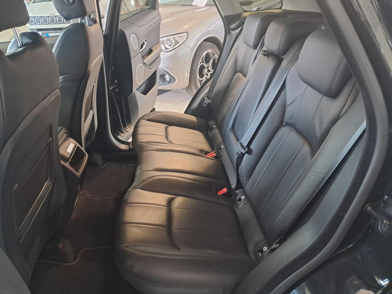 Land Rover Range Evoque 2.0 TD4 150 cv aut. 5p. SE