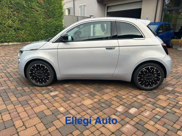 FIAT 500 Berlina Hybrid Icon KM0 + PACK STYLE
