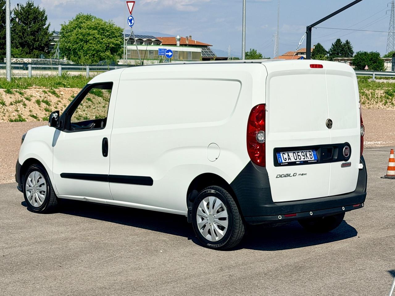Fiat Doblo MAXI 1.6 MJT DIESEL 104CV 2020