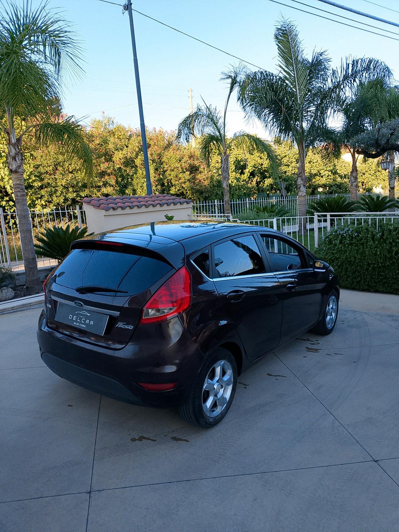 Ford Fiesta 1.4 TDCi 5p. Ghia