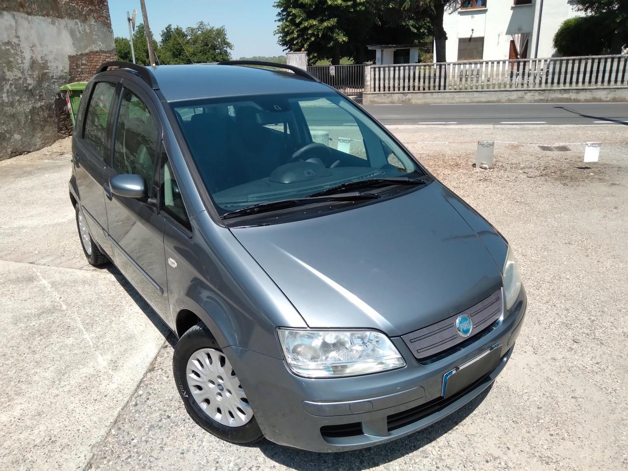 Fiat Idea 1.3 Multijet 16V 70 CV BlackEnergy xneopatentati