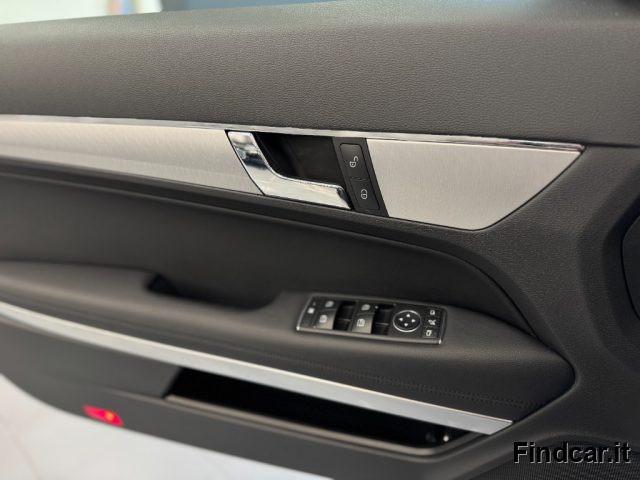 MERCEDES-BENZ E 200 Cabrio (cgi) 185cv Avantgarde