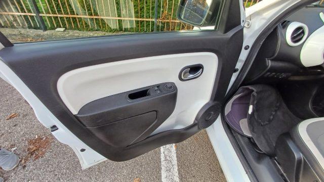 RENAULT Twingo SCe Lovely