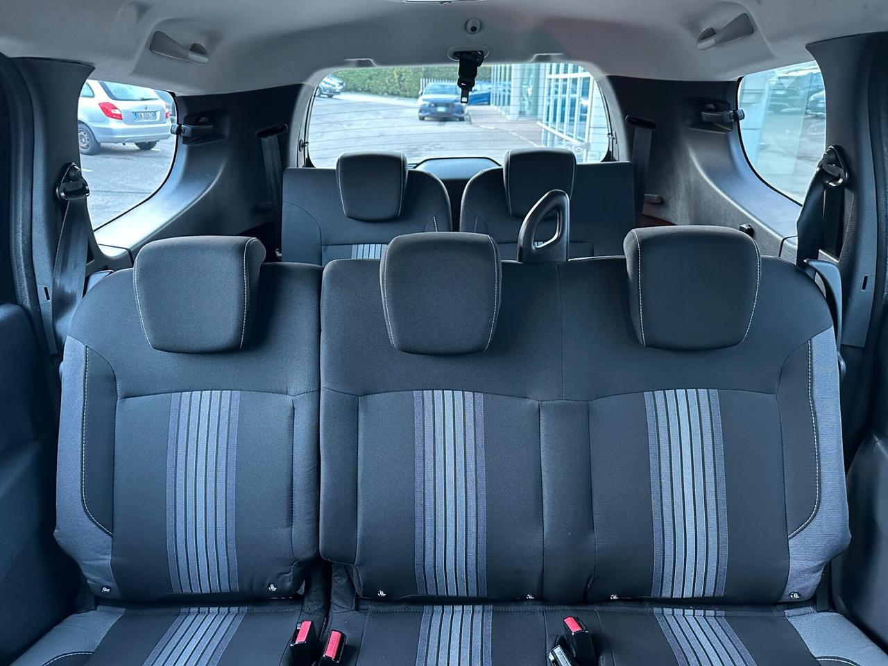 Dacia Lodgy Stepway 1.5 Blue dCi 8V 115CV 7 posti