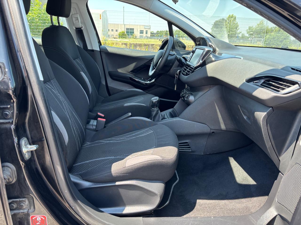 Peugeot 208 1.2 82CV, GARANZIA