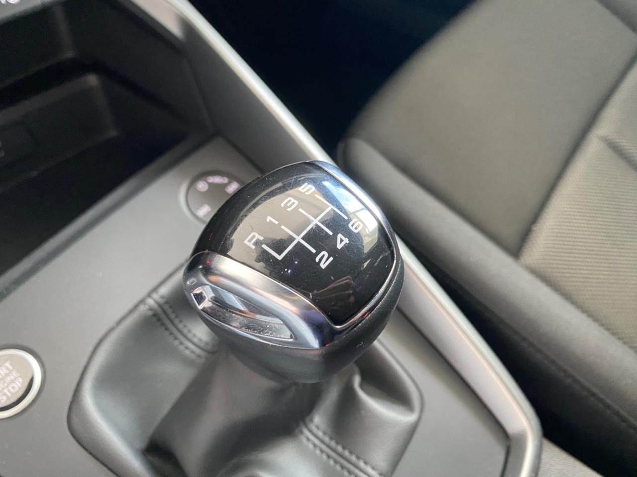 Audi New A3 SPB 30TDI 2.0D SPORT R18/FULL LED2022