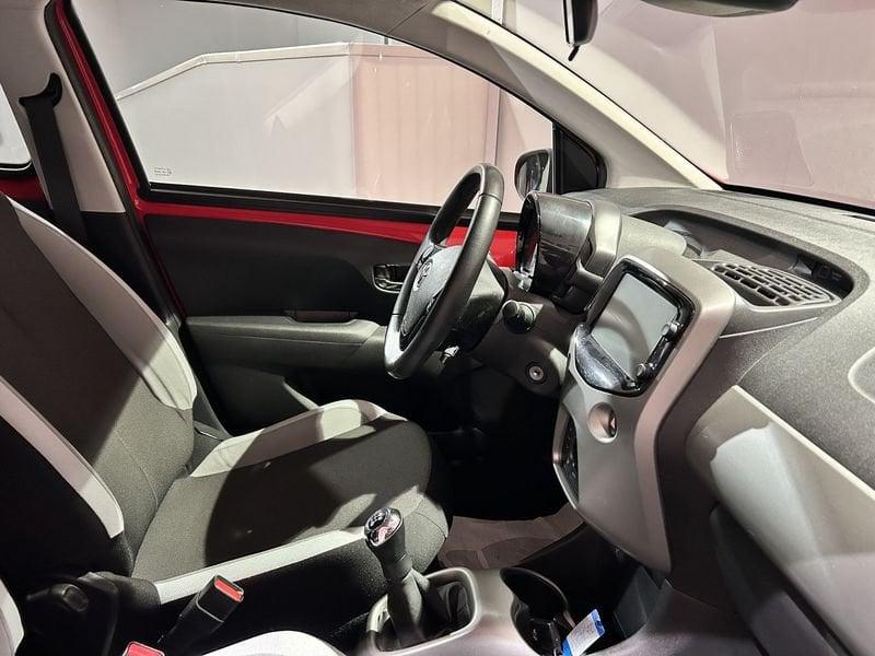 Toyota Aygo Aygo 1.0 VVT-i 69 CV 5 porte x-play