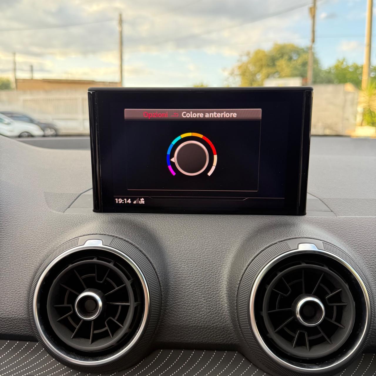 Audi Q2 30 TDI S tronic Sport