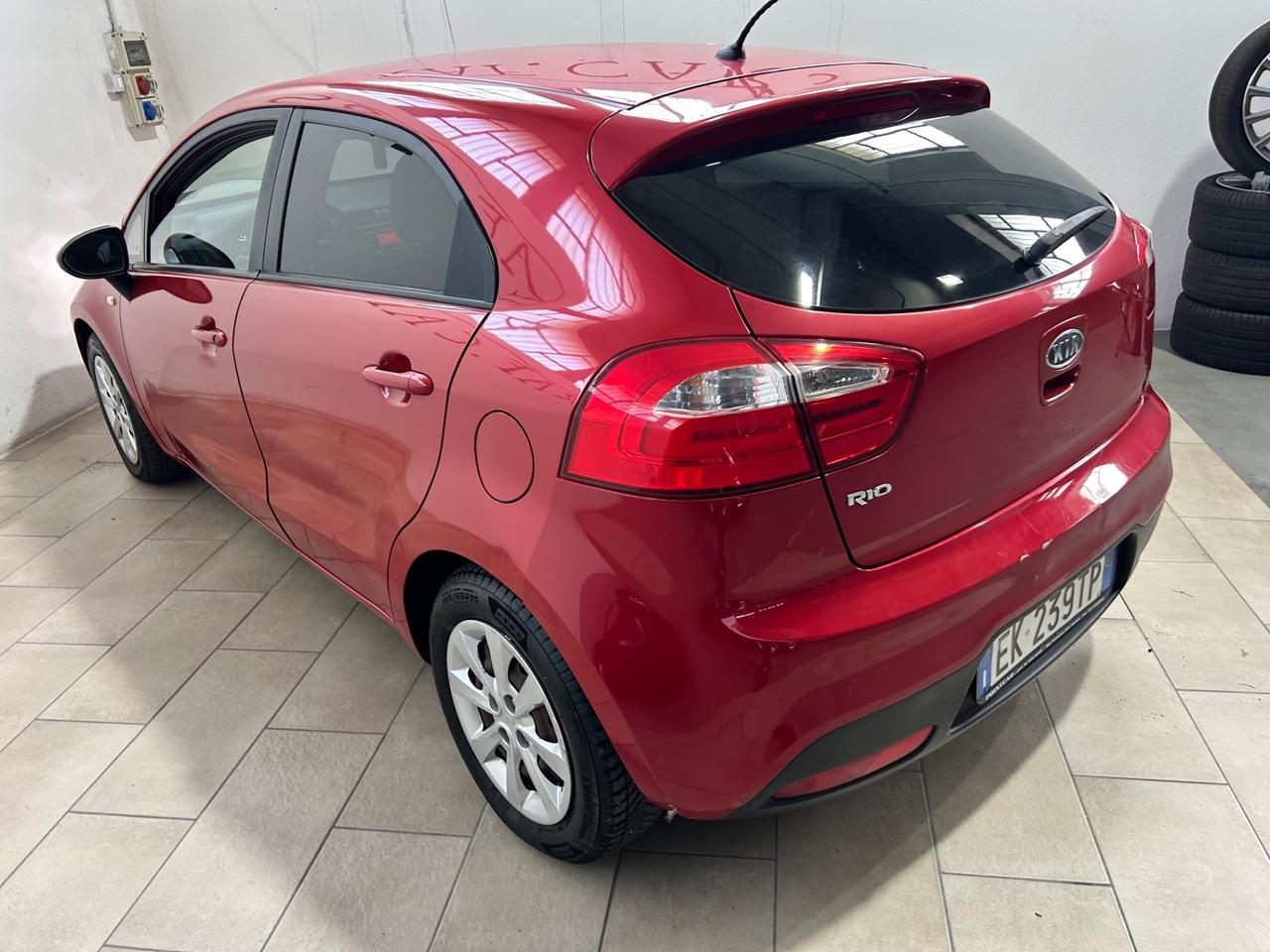 Kia Rio 1.2 CVVT 5p. EX
