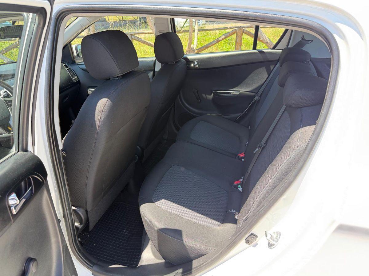 HYUNDAI - i20 - 1.1 CRDi 5p. Sound Edition