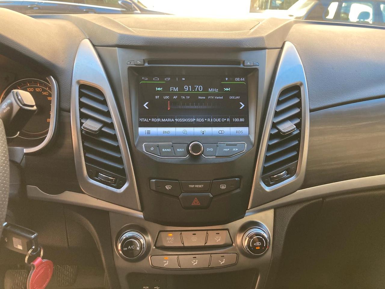 Ssangyong Korando 2.0 GPL - PERFETTA - 2015