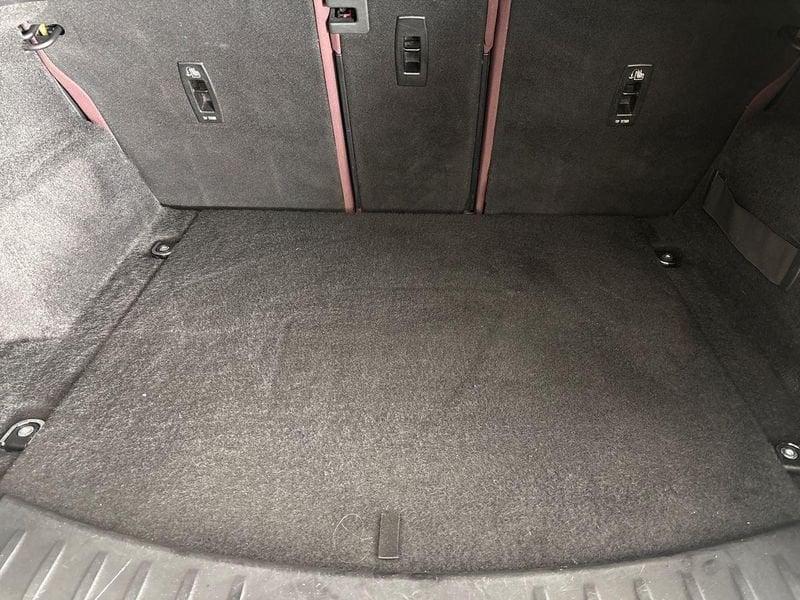 Jaguar E-Pace 2.0d i4 mhev R-Dynamic Black awd 204cv auto