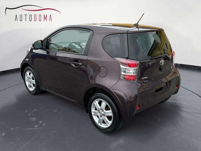 Toyota iQ VVT-I ZERO