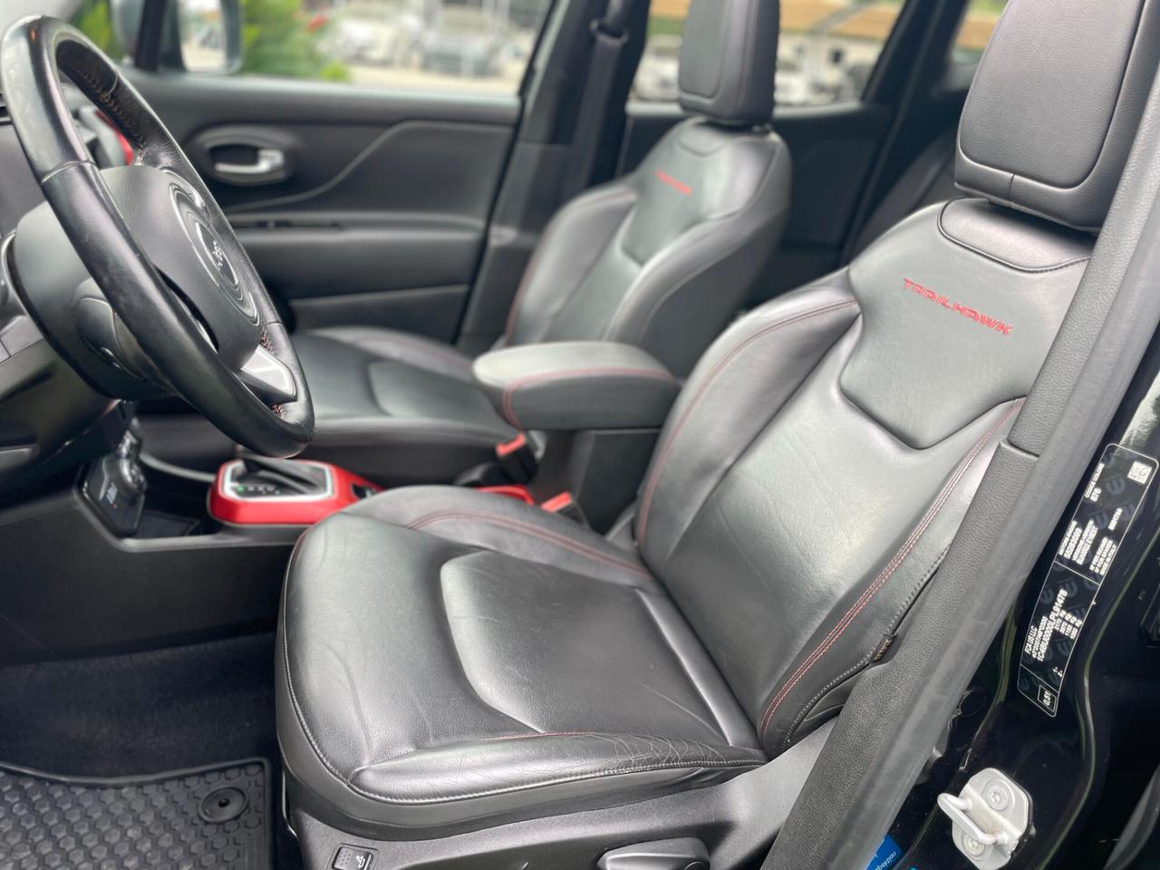 Jeep Renegade 2.0 Mjt 170CV 4WD Active Drive Low Trailhawk