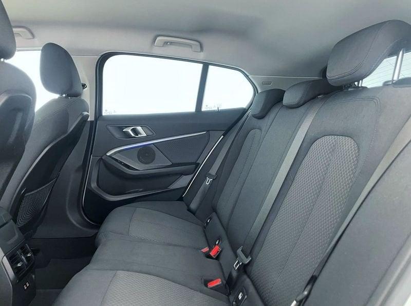BMW Serie 1 118d 5p. Business Advantage