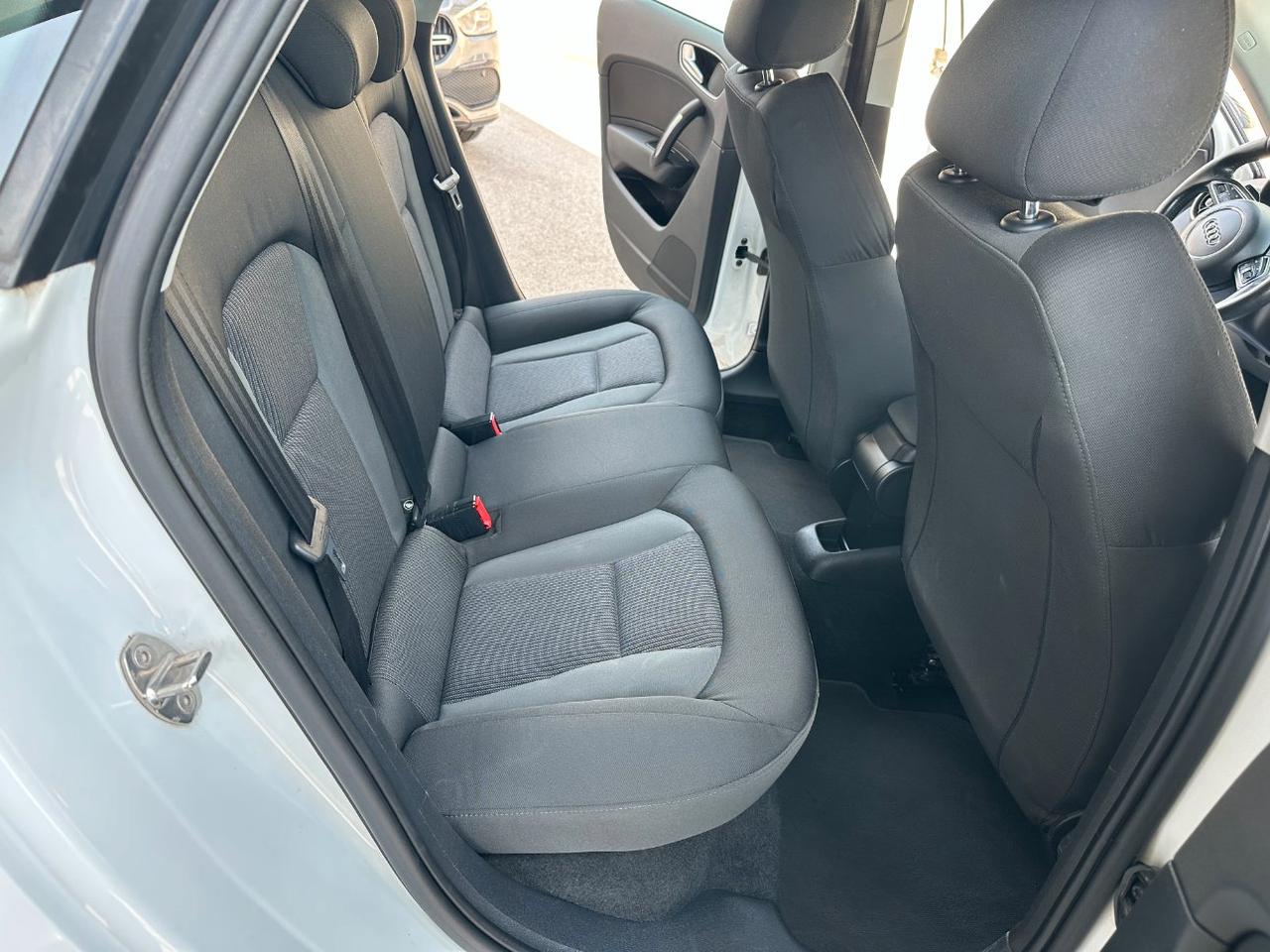Audi A1 Sportback 1.6 tdi Sport s-tronic