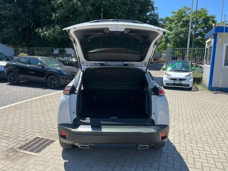Peugeot 2008 2008 PureTech 130 S&S EAT8 GT