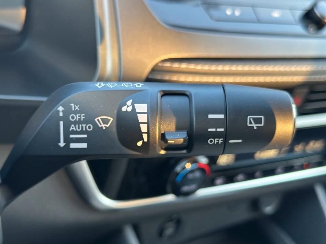 Nissan Qashqai KM0 1.3 mhev N-Connecta 2wd 158cv AUTOM TELECAM