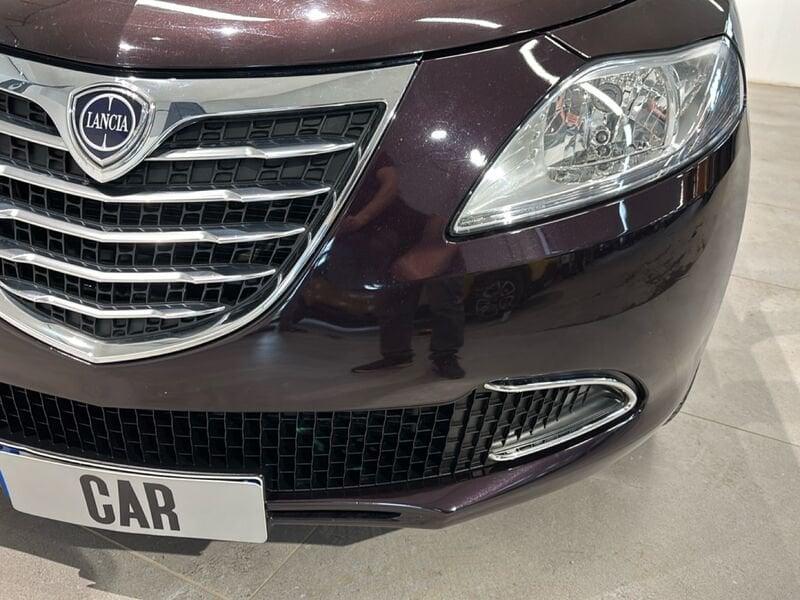 Lancia Ypsilon 1.3 MultiJet 95cv Silver