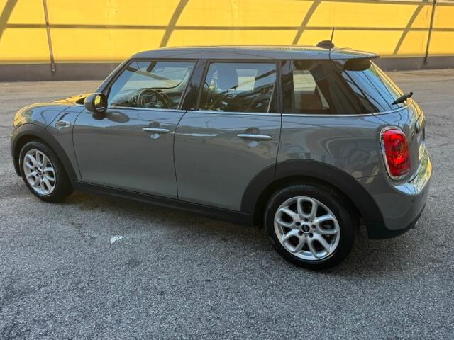 Mini Cooper D 5 porte AUTOMATICA