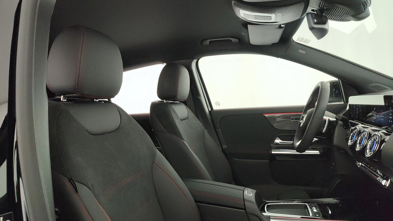 Mercedes-Benz GLA 200 d automatic