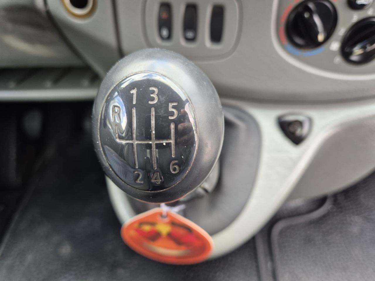 Renault trafic 2.0 DCI