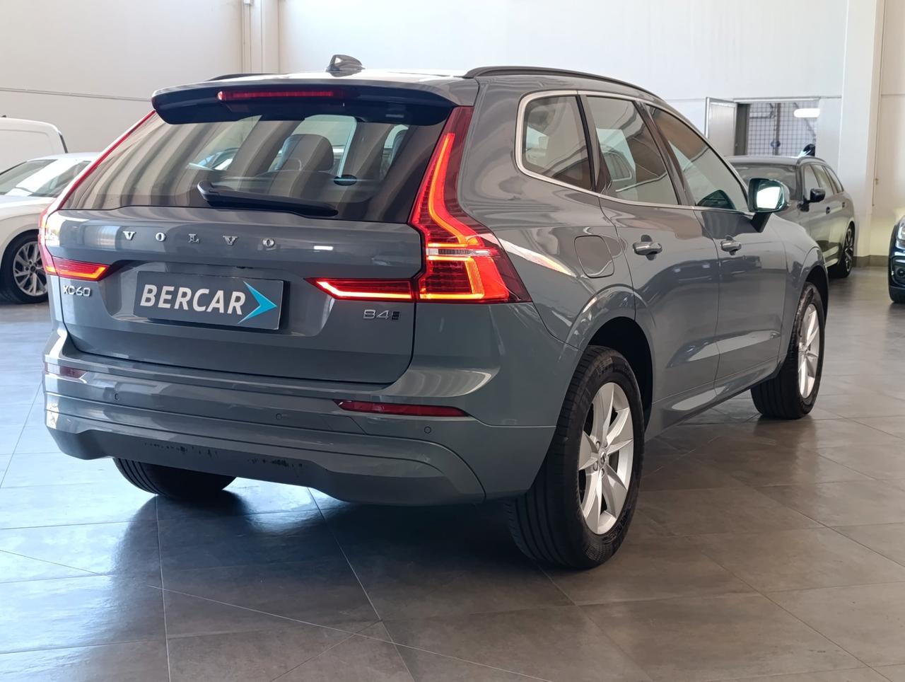 Volvo XC60 2.0 b4 Core awd auto