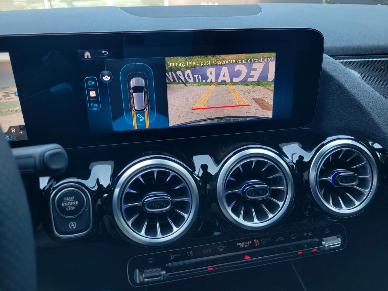 Mercedes-benz GLA 200 d AMG Line 8G-DCT LUCI AMBIENTE KEYLESS NAV