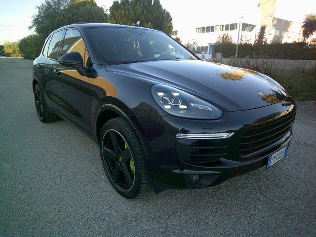 PORSCHE Cayenne 3.0 Diesel Platinum Edition