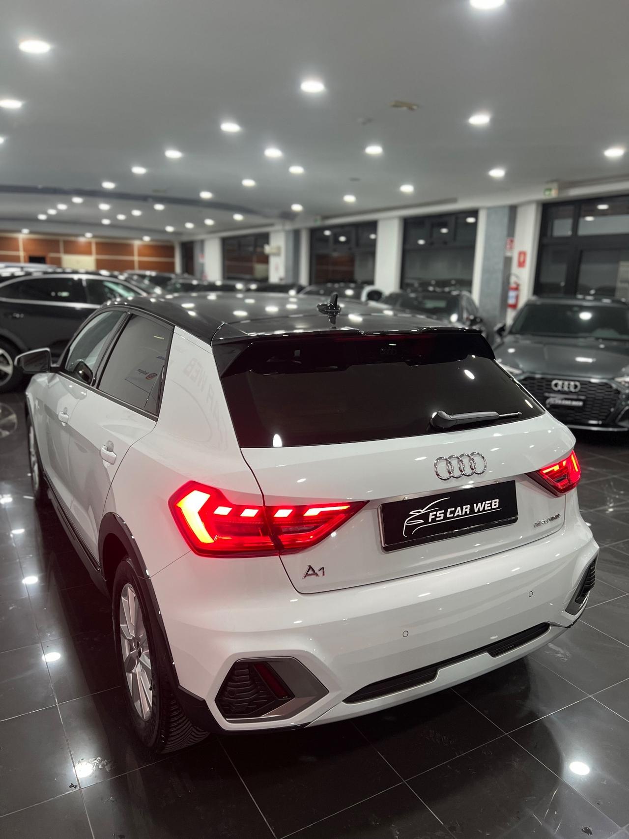 A1 allstreet 30 TFSI S tronic Identity Contrast