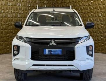 Mitsubishi L200 2.4 DI-D/154CV Double Cab Invite