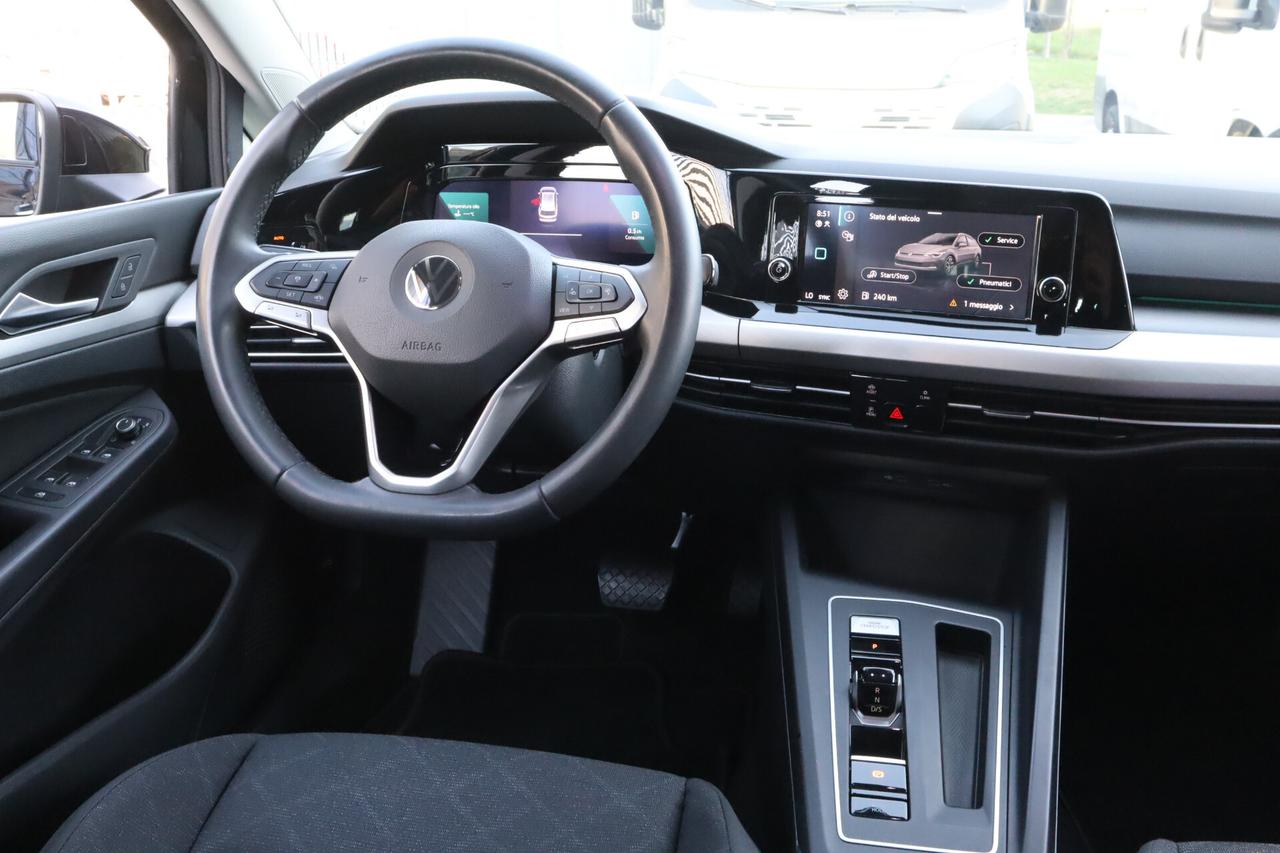 Volkswagen Golf 2.0 TDI DSG ACC DIGITAL LED