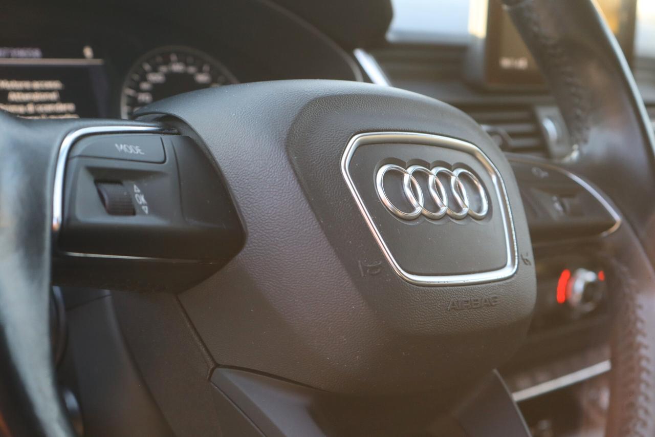 Audi Q5 2.0 TDI Tua A SOLI 216€