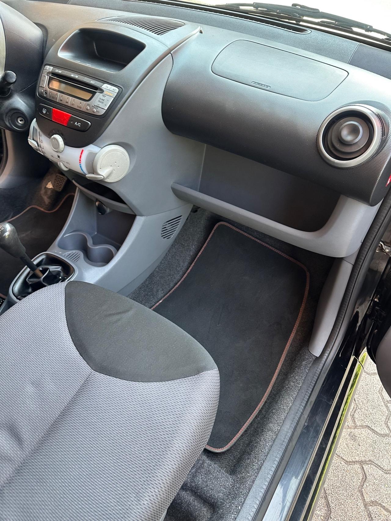 Toyota Aygo 1.0 12V VVT-i 5 porte