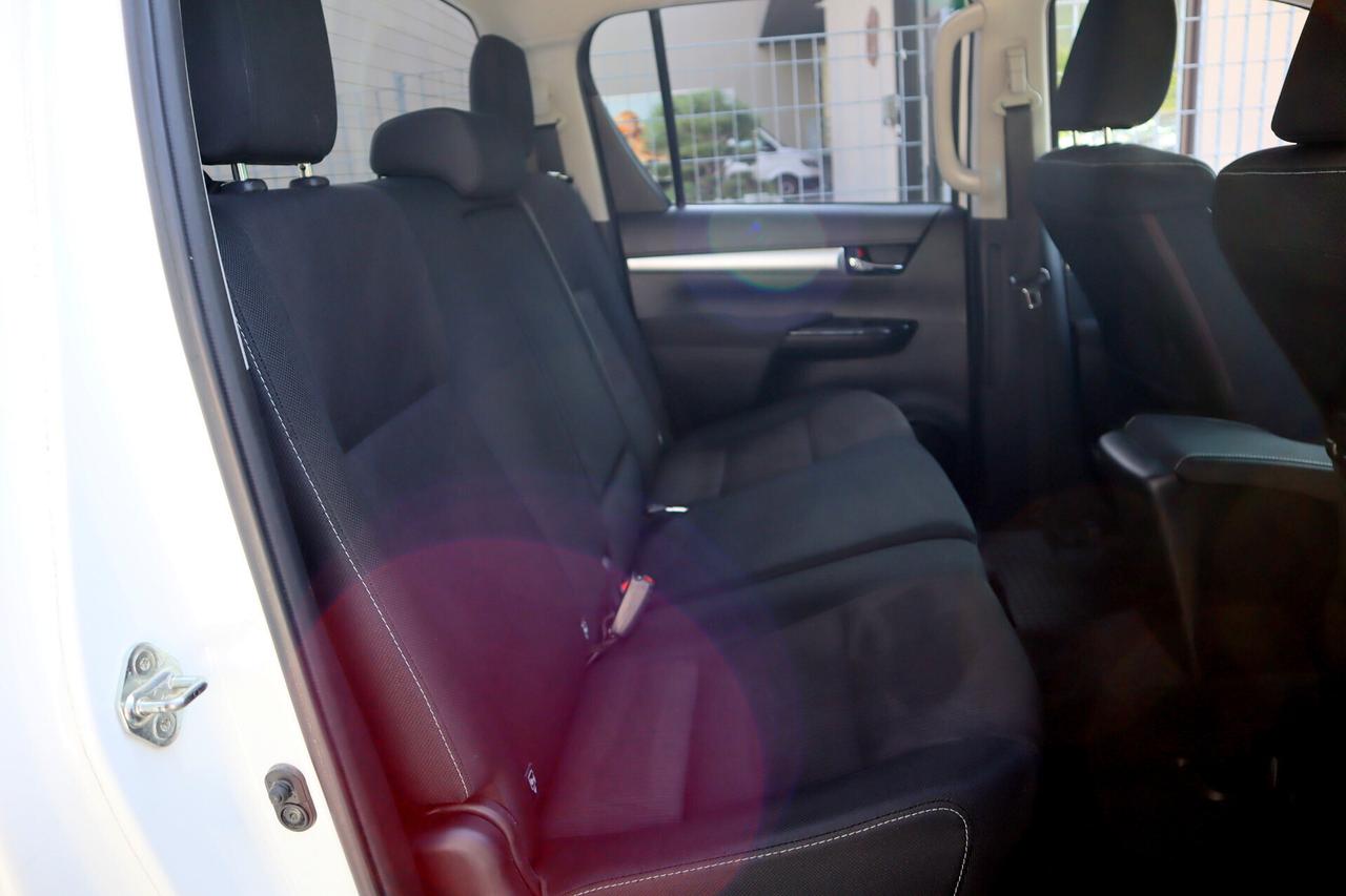 Toyota Hilux 2.4 D-4D 4WD 4 porte Double Cab