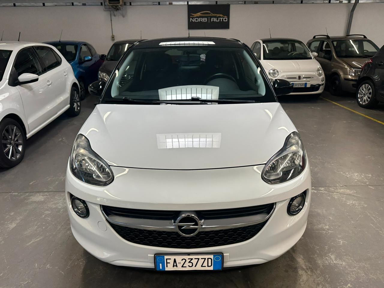 Opel Adam 1.2 70 CV Jam