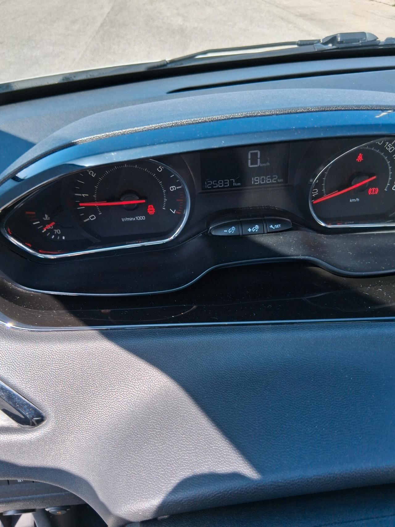 Peugeot 208 1.4 VTi 95 CV 5p. GPL Allure