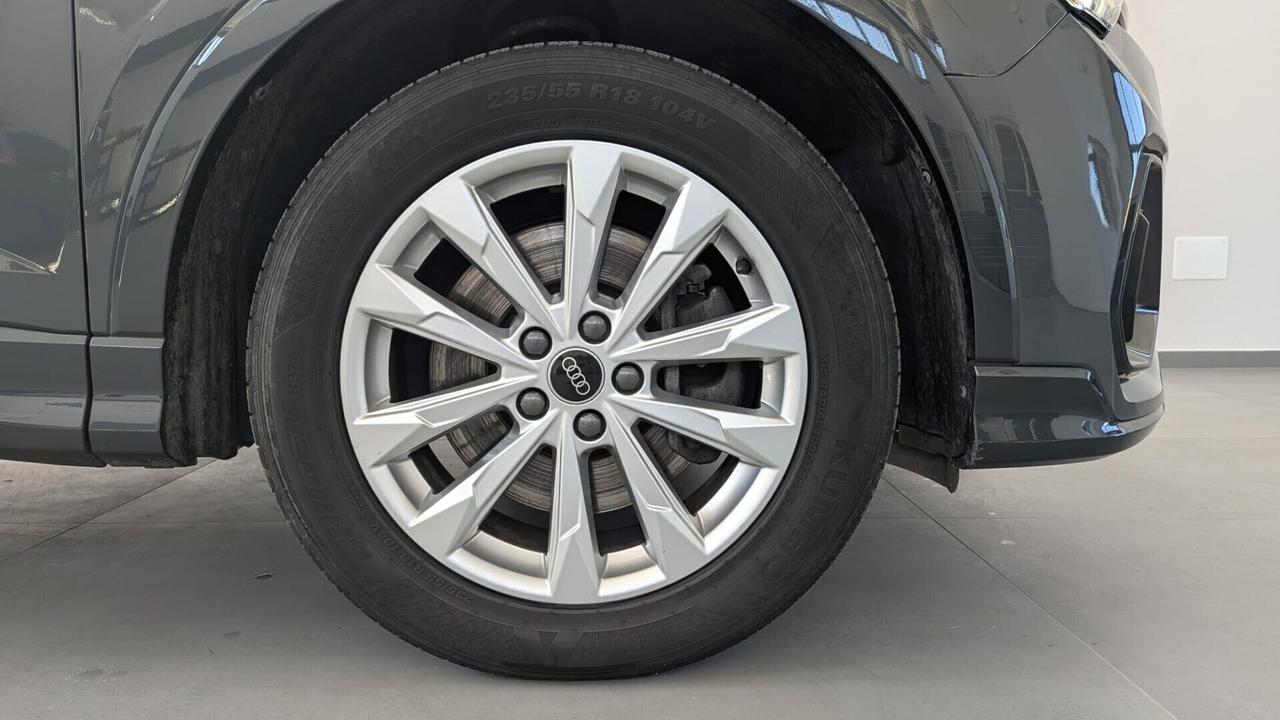 Audi Q3 SPB 40 TDI quattro S tronic Business Plus