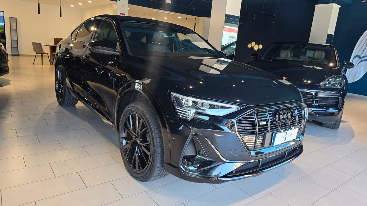 Audi Q8 e-tron SPB 55 quattro