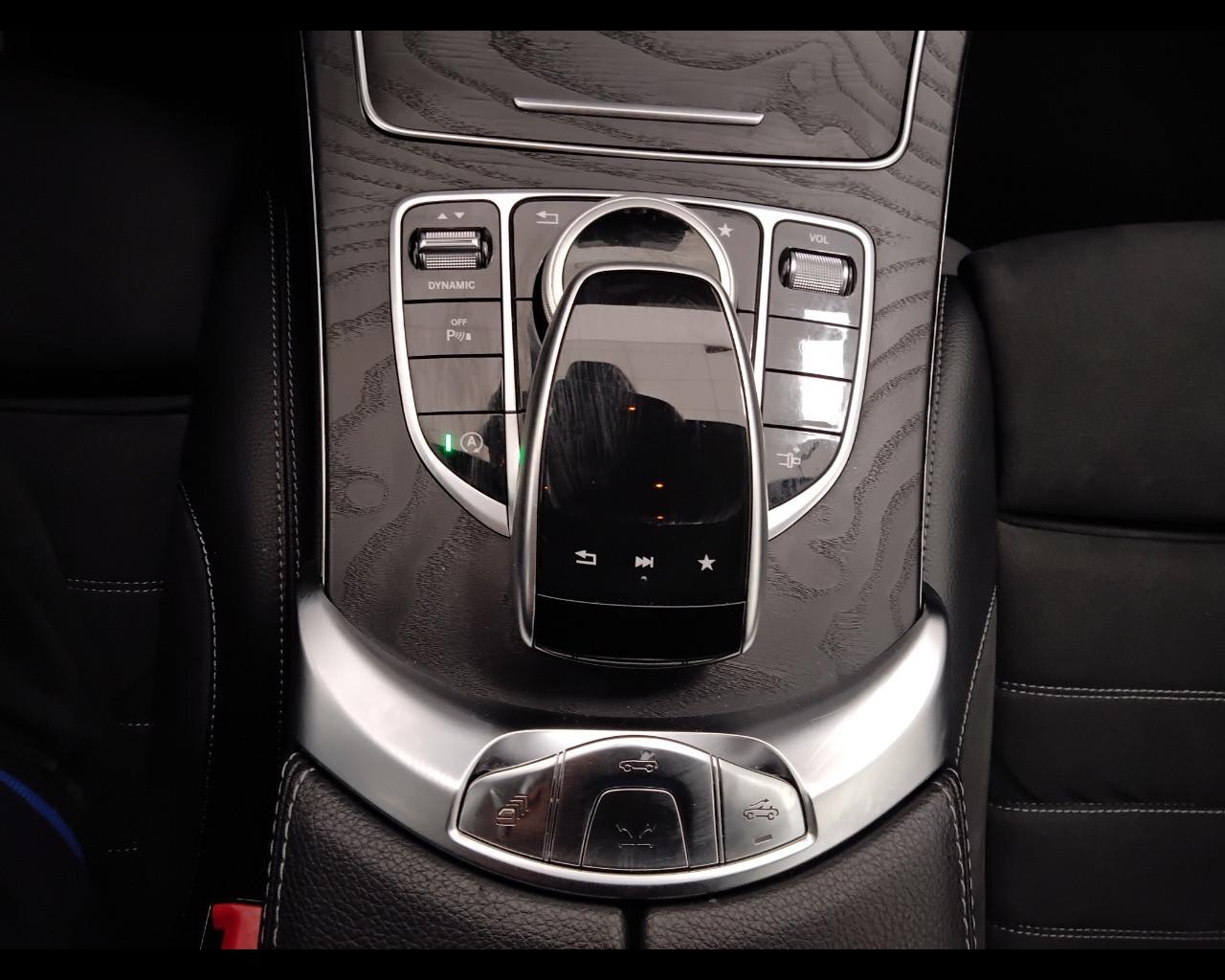 Mercedes-Benz Classe C-A205 2016 Cabrio - C Cabrio 220 d Premium auto