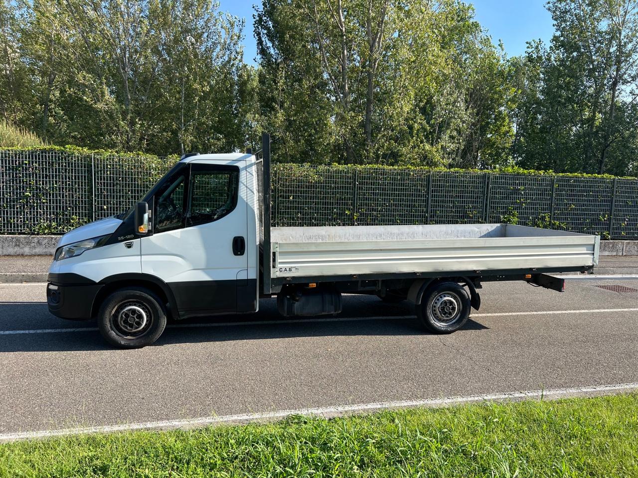 IVECO Daily 35S12 2.3 HPI 115 CV Cassonato