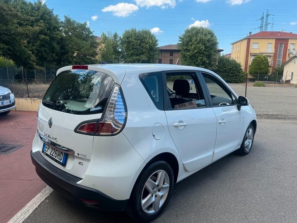 Renault Scenic DIESEL 2012 70.000km NEOPATENTATI