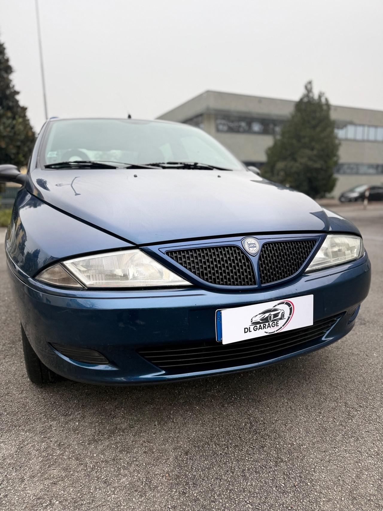 Lancia Y 1.2i cat LS